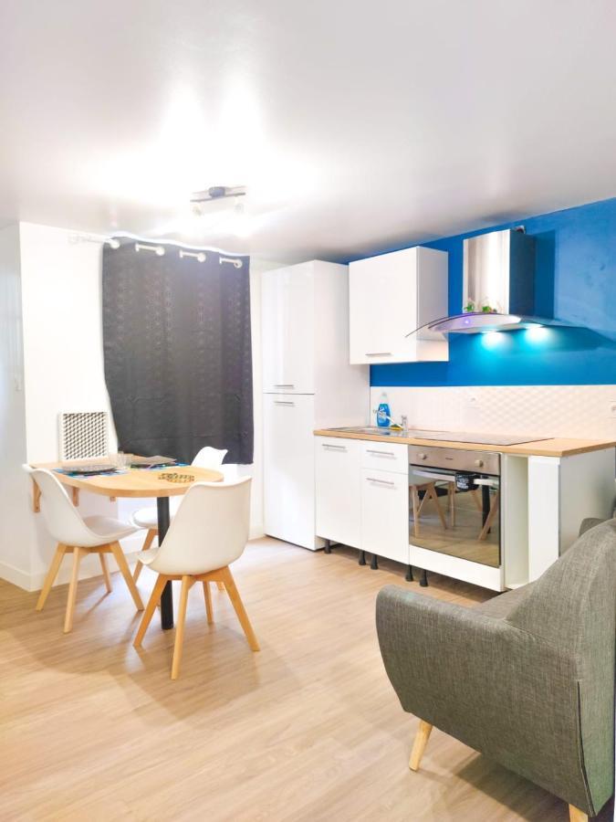 Le Studio Du Chateau ฟูแฌร์ ภายนอก รูปภาพ